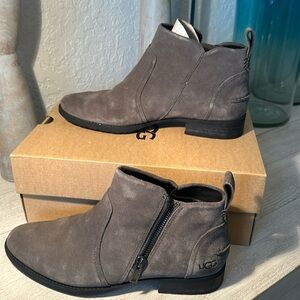 UGG Aureo II Waterproof Chelsea Ankle Boots Grey Women’s Size 9